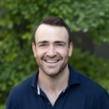 Alex Simmons